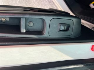 Citroen Nemo 2011-thumb-11