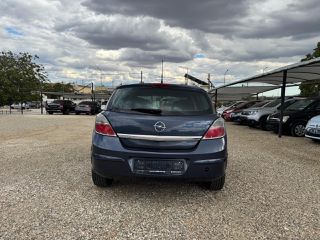Opel Astra 2007-thumb-5
