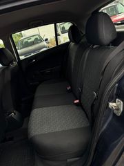Opel Astra 2007-thumb-11