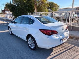 Opel Astra 2013 SEDAN-thumb-2