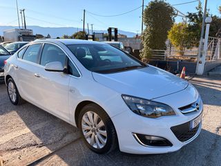 Opel Astra 2013 SEDAN-thumb-4