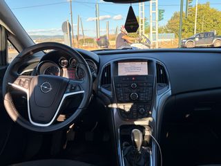 Opel Astra 2013 SEDAN-thumb-9
