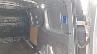 Ford Transit Connect 2022-thumb-14