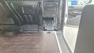 Ford Transit Connect 2022-thumb-21