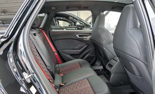 Audi RS5 2026 RS 5 Avant TFSI quattro 639hp tiptronic.-thumb-6