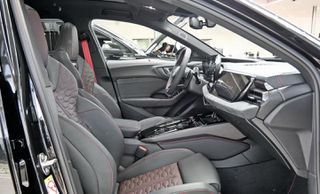 Audi RS5 2026 RS 5 Avant TFSI quattro 639hp tiptronic.-thumb-8