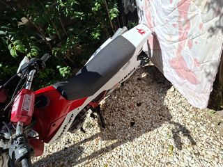 Yamaha TT 600 E 2004 velocity-thumb-11