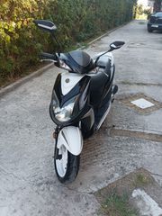 Sym Jet 4 2017-thumb-2