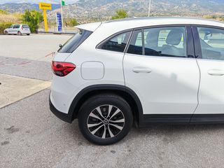 Mercedes-Benz GLA 250 2022 Ελληνικο !! GLA 250e Plug-in Hybrid 218 ps Automatic-thumb-23
