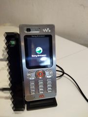 Sony Ericsson W880i-thumb-5
