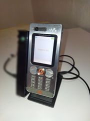 Sony Ericsson W880i-thumb-6