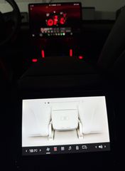 Tesla Model Y 2023 LONG RANGE DUAL MOTOR-thumb-11