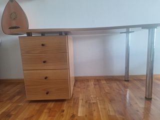 Γραφειο 135 x 70 x 74-thumb-2
