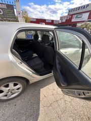 Toyota Corolla 2006-thumb-12
