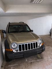 Jeep Cherokee 2004 CHEROKEE 3.7 SPORT