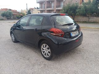 Peugeot 208 2019-thumb-6