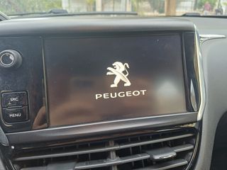 Peugeot 208 2019-thumb-13