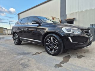 Volvo XC 60 2017 D4 AWD-thumb-1