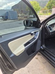 Volvo XC 60 2017 D4 AWD-thumb-17