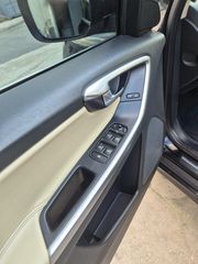 Volvo XC 60 2017 D4 AWD-thumb-20