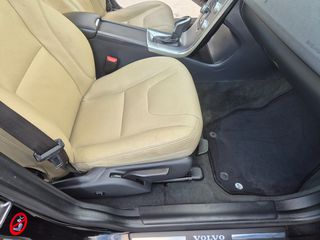 Volvo XC 60 2017 D4 AWD-thumb-25
