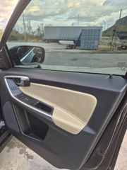 Volvo XC 60 2017 D4 AWD-thumb-26