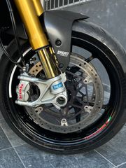 Ducati Monster 1200S 2016-thumb-33
