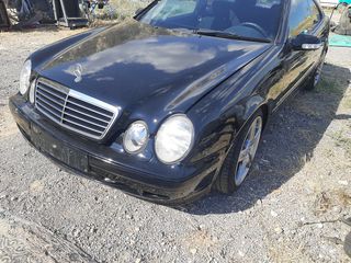 Εμπρός καπό w208