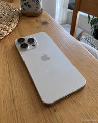iPhone 16 Pro Max 512GB Natural Titanium