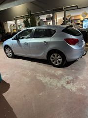 Opel Astra 2014 Euro 6-thumb-2