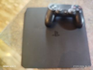 Κονσόλα PS4 slim-thumb-1