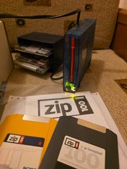 Iomega Zip Drive 100MB Με 3 Δισκέτες (Retro Tech)-thumb-2