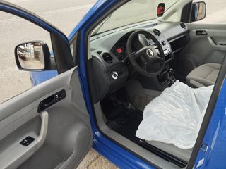 Volkswagen Caddy 2008-thumb-5
