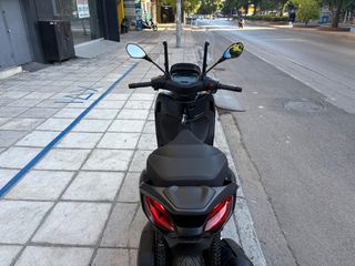 Piaggio Beverly 300i 2021 BEVERLY 300 HPE-thumb-2