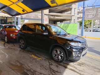 Suzuki Vitara 2018 1.6 DDiS Privilege 4x4-thumb-1