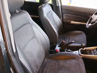 Suzuki Vitara 2018 1.6 DDiS Privilege 4x4-thumb-7