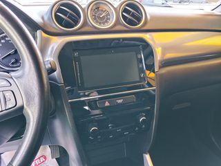 Suzuki Vitara 2018 1.6 DDiS Privilege 4x4-thumb-10