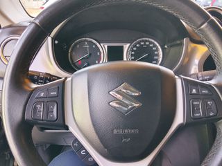 Suzuki Vitara 2018 1.6 DDiS Privilege 4x4-thumb-13