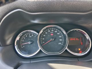 Dacia Duster 2016 1.5 dCi Urban Explorer 4x2-thumb-13