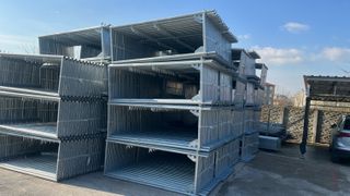 New scaffold system /νέα σκαλωσιά πρόσοψης