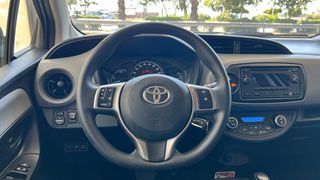 Toyota Yaris 2021-thumb-7