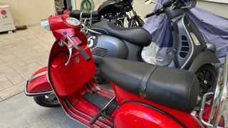 Piaggio Vespa 2001 PX 200 E-thumb-4