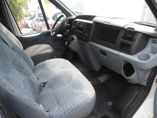 Ford Transit 2006-thumb-5