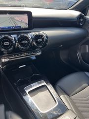 Mercedes-Benz A 180 2023 Mild-Hybrid-thumb-9