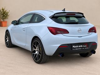 Opel Astra 2012 GTC TURBO SPORT 200HP-thumb-5