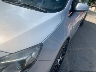 Opel Astra 2012 GTC TURBO SPORT 200HP-thumb-18