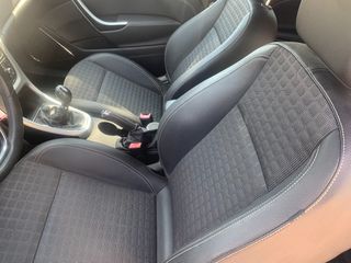 Opel Astra 2012 GTC TURBO SPORT 200HP-thumb-29
