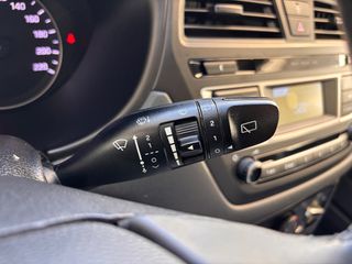 Hyundai i 20 2017 1.0 TGD-i INTUITIVE-thumb-27