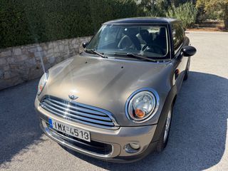 Mini Cooper 2011 ΠΡΩΤΟ ΧΕΡΙ ΠΑΝΟΡΑΜΙΚΗ ΟΡΟΦΗ ΔΕΡΜΑΤΙΝΟ ΣΑΛΟΝΙ