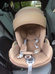 Cybex T Cloud καθισματάκι με τη βάση του Cybex Base T ( δώρο ο αντάπτορας για το καρότσι)